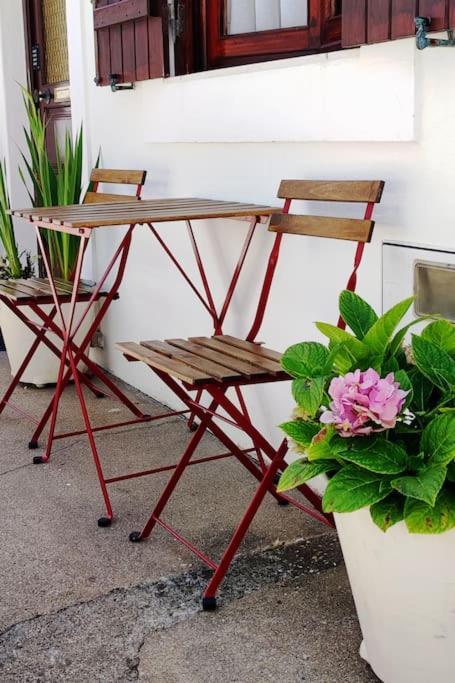 The Green Gate Patio House Nazare Bagian luar foto